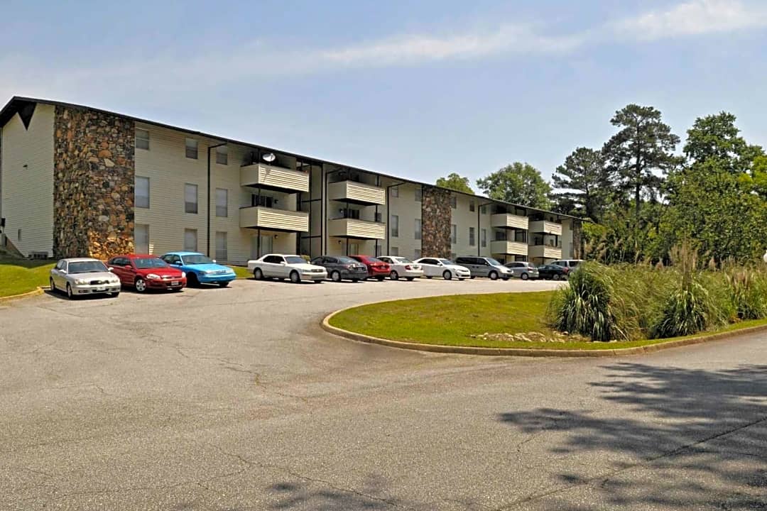 The Lodge Apartments - 464 N Oakley Dr | Columbus, GA Apartments for Rent |  Rent.