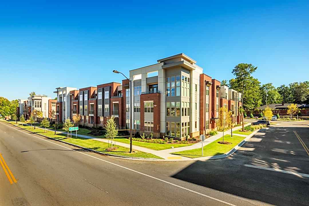 Advenir At One Eleven 111 Knox Abbott Dr Cayce Sc Apartments For Rent Rent Com