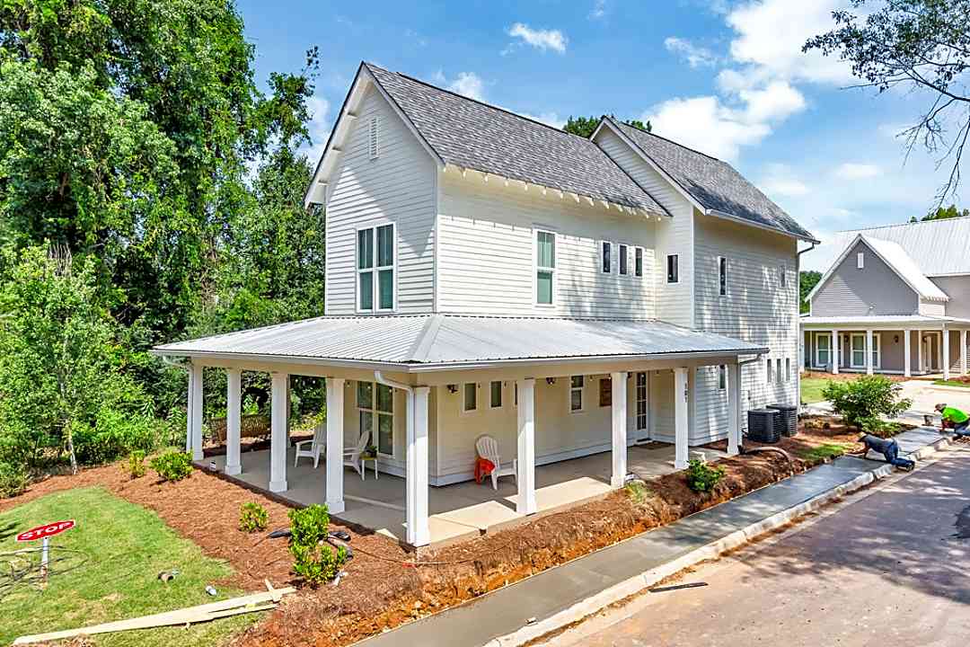 The Avenue Auburn 600 N Gay Street Auburn Al Apartments For Rent Rent Com