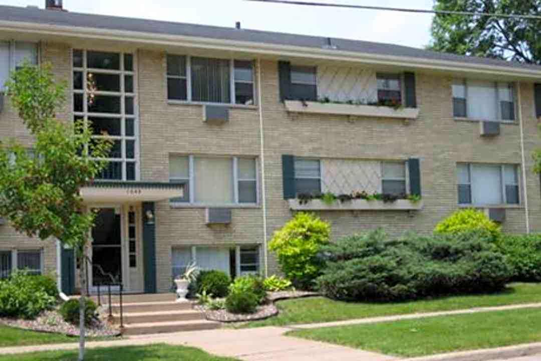 Highland Terrace - 1045 Cleveland Ave S Saint Paul Mn Apartments For Rent Rentcom