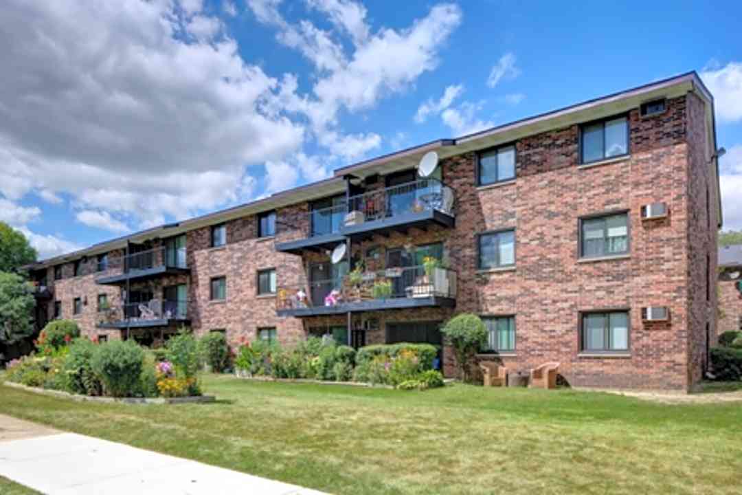 Autumn Ridge Apartments 326 S President St Carol Stream Il Apartments For Rent Rent Com