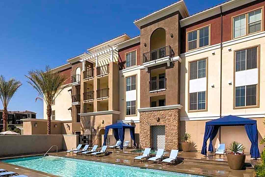Adagio On The Green 26600 Oso Parkway Mission Viejo Ca Apartments For Rent Rent Com