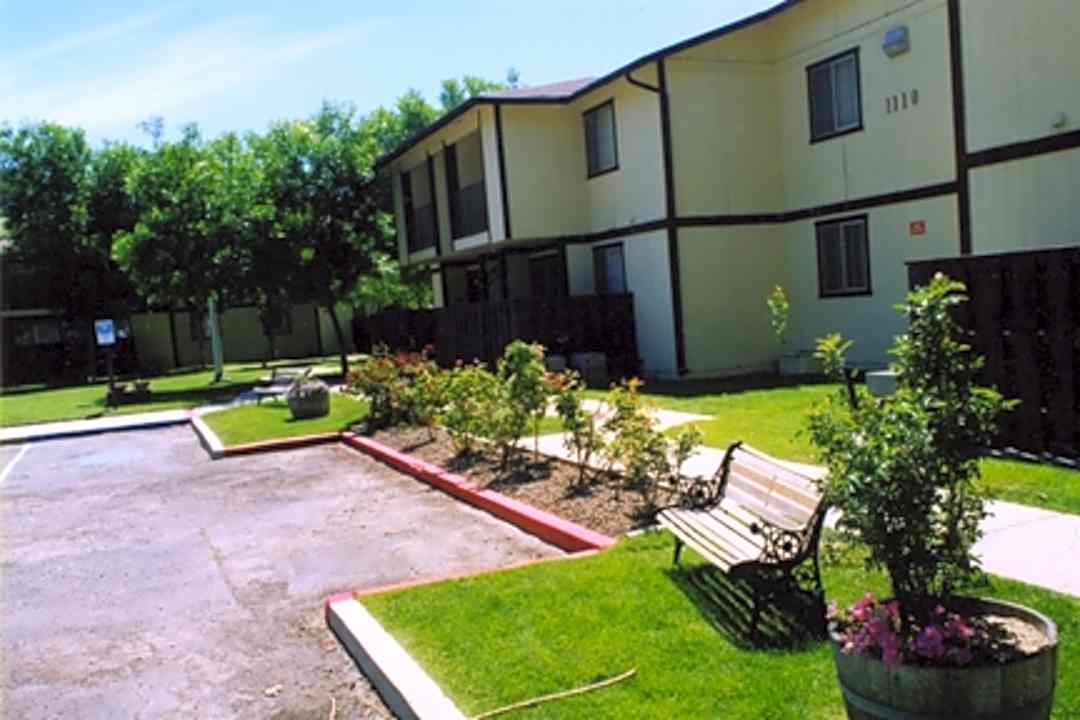 Griffin House Apartments 1134 S Nevada St Carson City Nv Apartments For Rent Rent Com