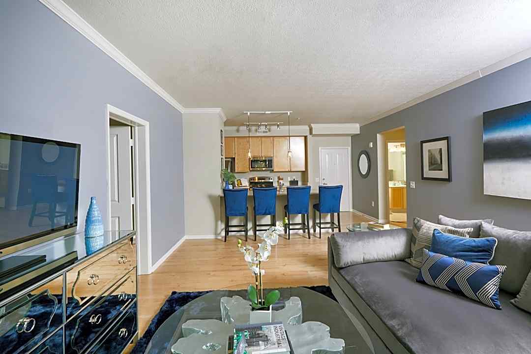 Arena Crossing Apartments 425 N Front St Columbus Oh Apartments For Rent Rent Com