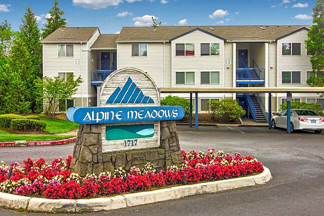 Alpine Meadows 1717 Se Orient Drive Gresham Or Apartments For Rent Rent Com