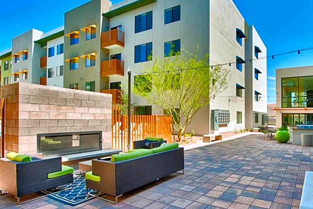 Cactus 42 Apartments 4242 E Cactus Rd Phoenix Az Apartments For Rent Rent Com