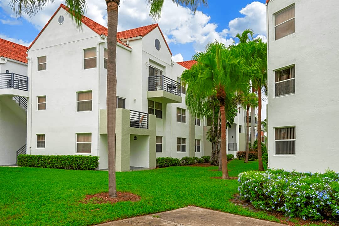 Sheridan Ocean Club Apartments - 1155 Se 7th Ave | Dania Beach, FL  Apartments for Rent | Rent.