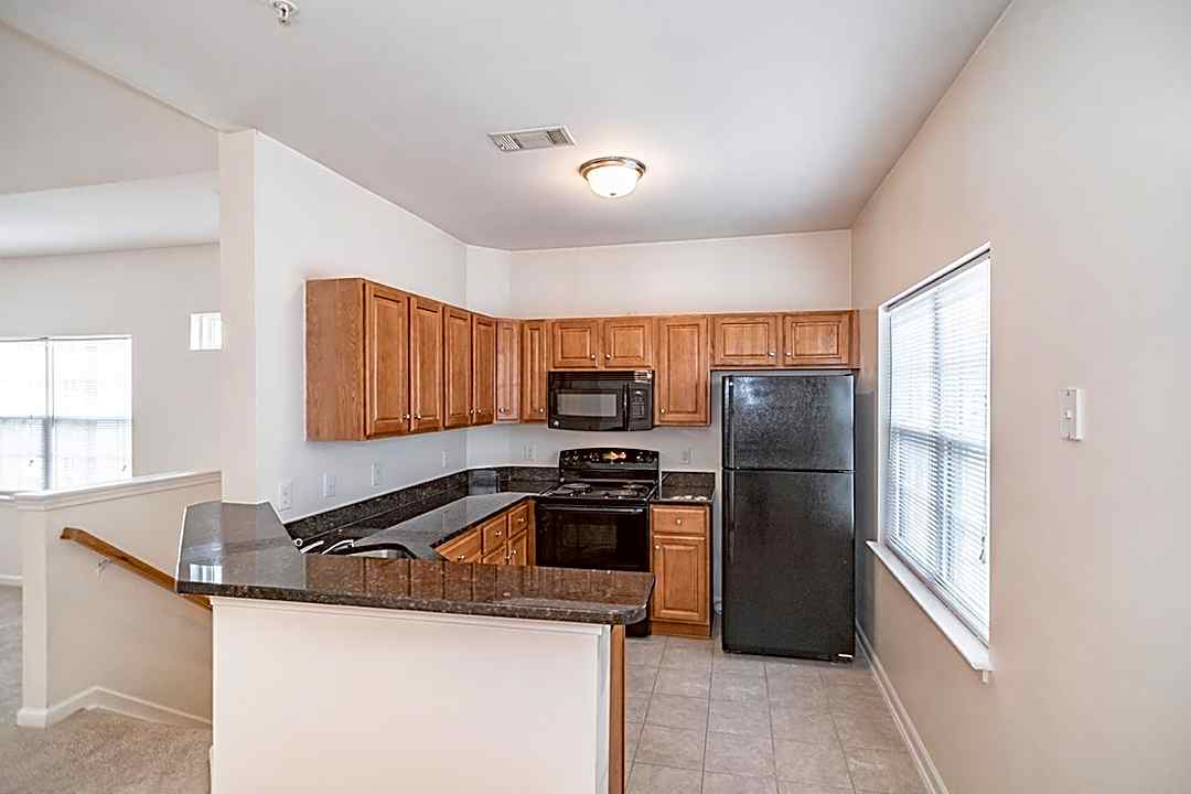 Robinhood Court Apartments And Villas 1840 Knights Haven Ct Winston Salem Nc Apartments For Rent Rent Com