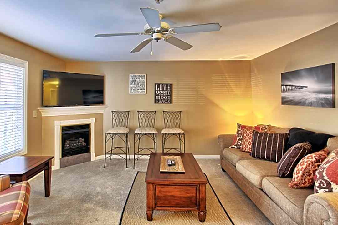 3833 W Camp Wisdom Rd 3833 W Camp Wisdom Rd Dallas Tx Apartments For Rent Rent Com