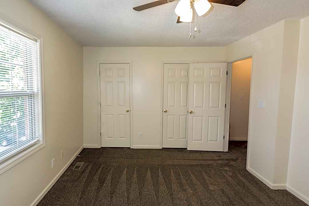 Sango Place 124 Ballygar St Clarksville Tn Apartments For Rent Rent Com
