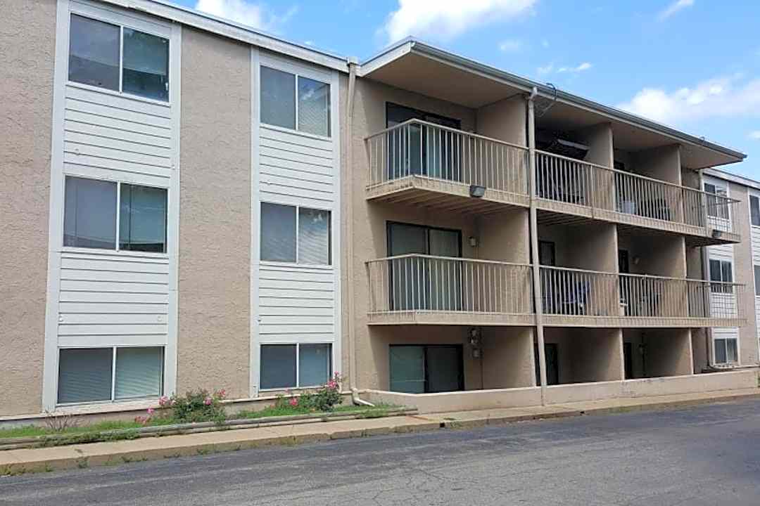 89 Best Apartments on fairlawn topeka ks for Small Room