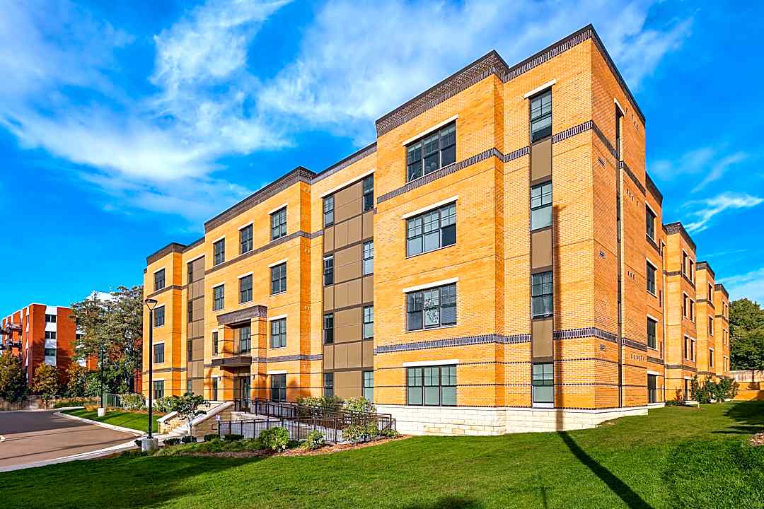 Heritage Place - 50 College Ave Se Grand Rapids Mi Apartments For Rent Rentcom