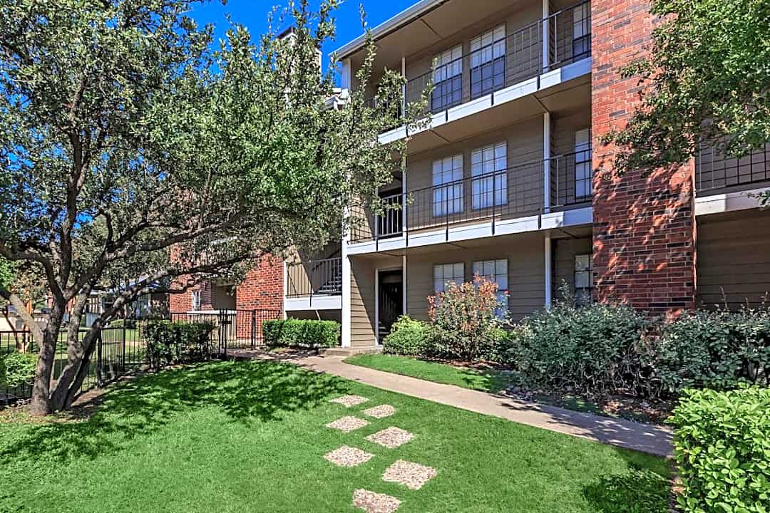 Hampton Greens - 10911 Woodmeadow Pkwy Dallas Tx Apartments For Rent Rentcom