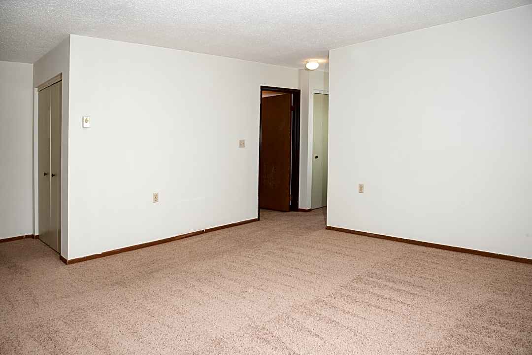 Spruce Place Apartments 912 Spruce St Fergus Falls Mn Apartments For Rent Rent Com