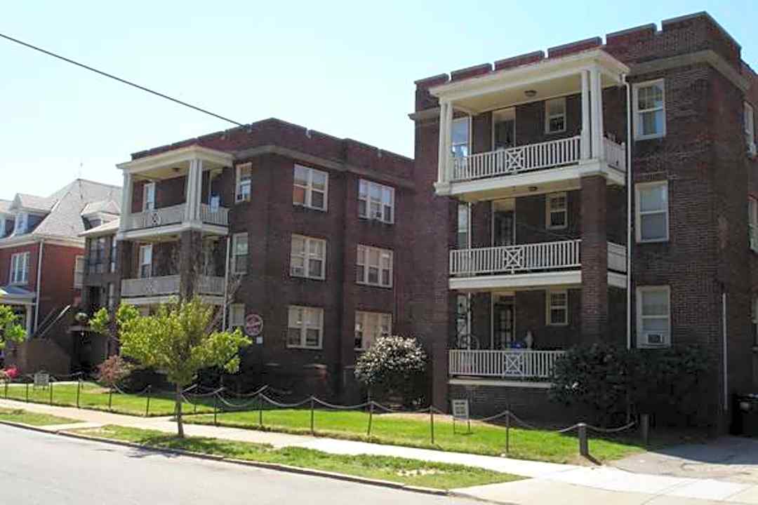 Westover Apartments 825 Westover Ave Norfolk Va Apartments For Rent Rent Com