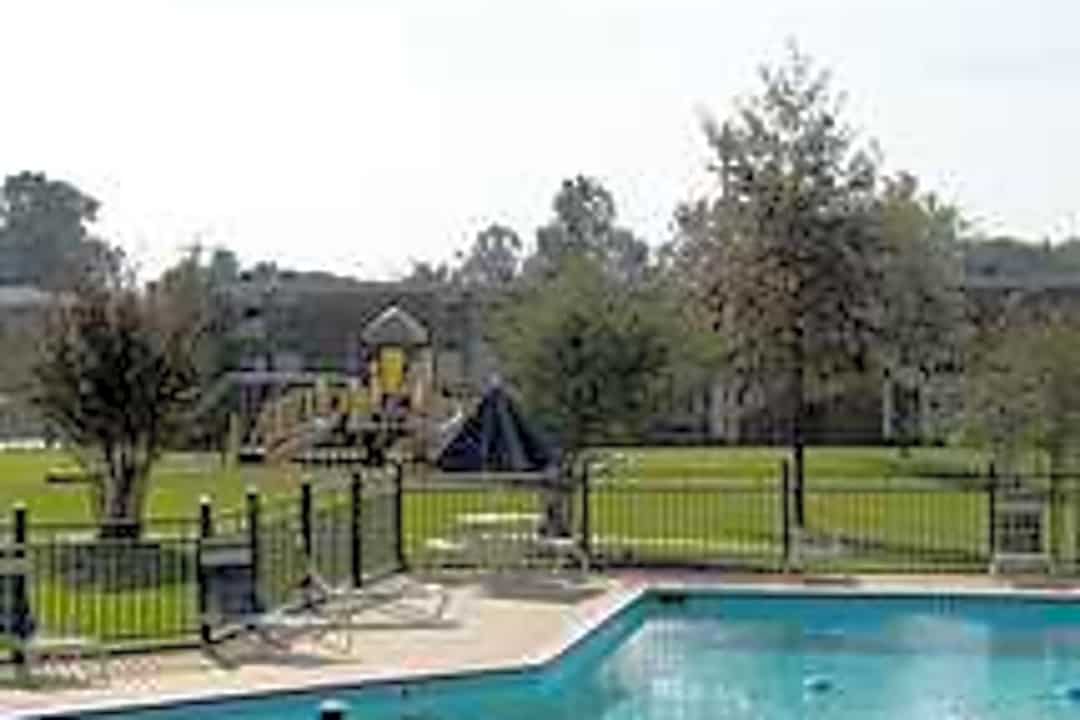 Eden Pointe - 3187 E Danville Cir Memphis Tn Apartments For Rent Rentcom