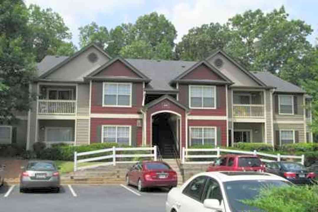 renew sugar hill 1022 level creek rd sugar hill ga apartments for rent rent com