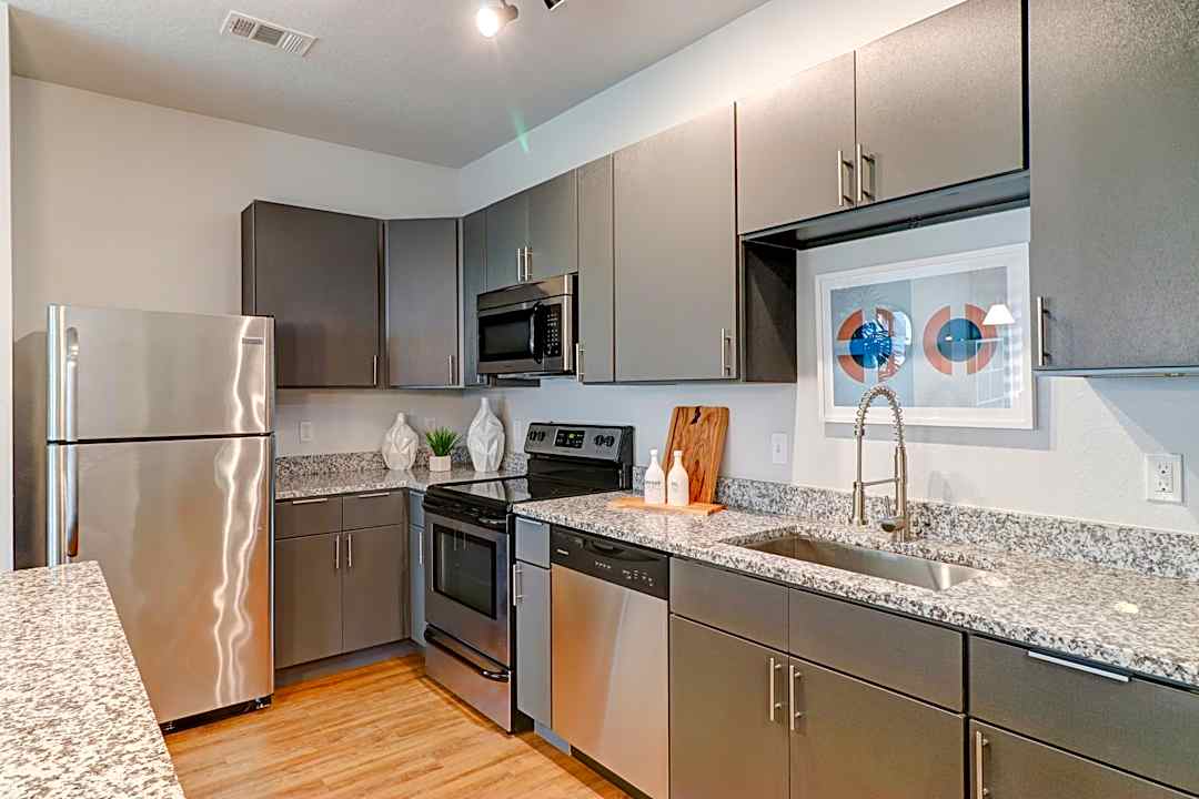 Advenir At Castle Hill 13600 Hartle Groves Place Clermont Fl Apartments For Rent Rent Com