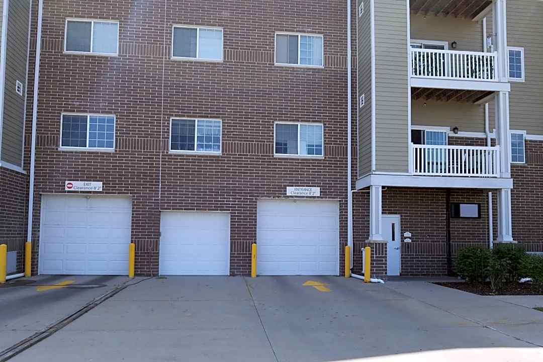 Alice Place Apartments 255 Se Brick Dr Waukee Ia Apartments For Rent Rent Com