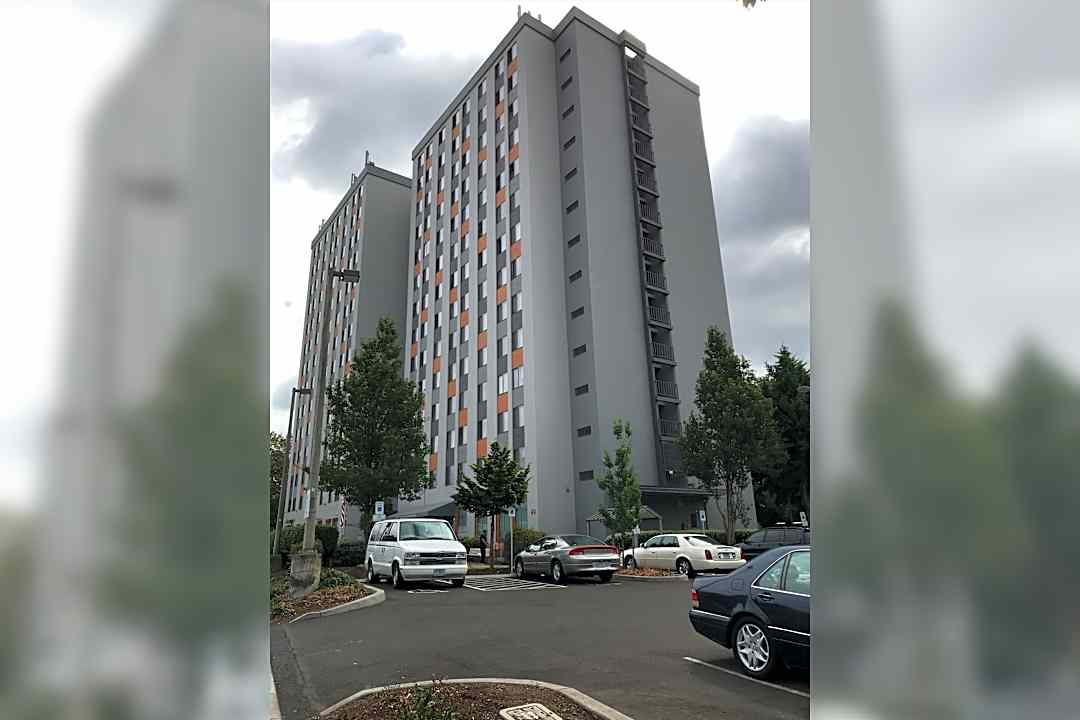Hollywood East - 4400 Ne Broadway St Portland Or Apartments For Rent Rentcom