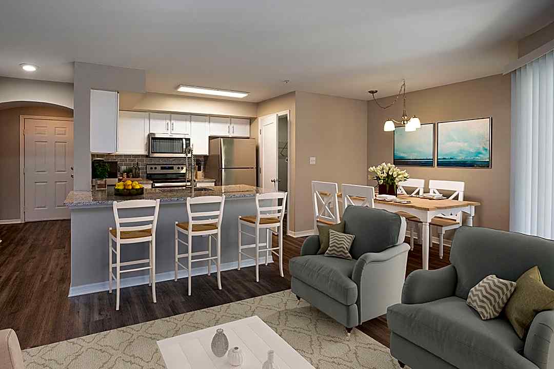 Bayside Arbors Of Clearwater 2729 Seville Blvd Clearwater Fl Apartments For Rent Rent Com
