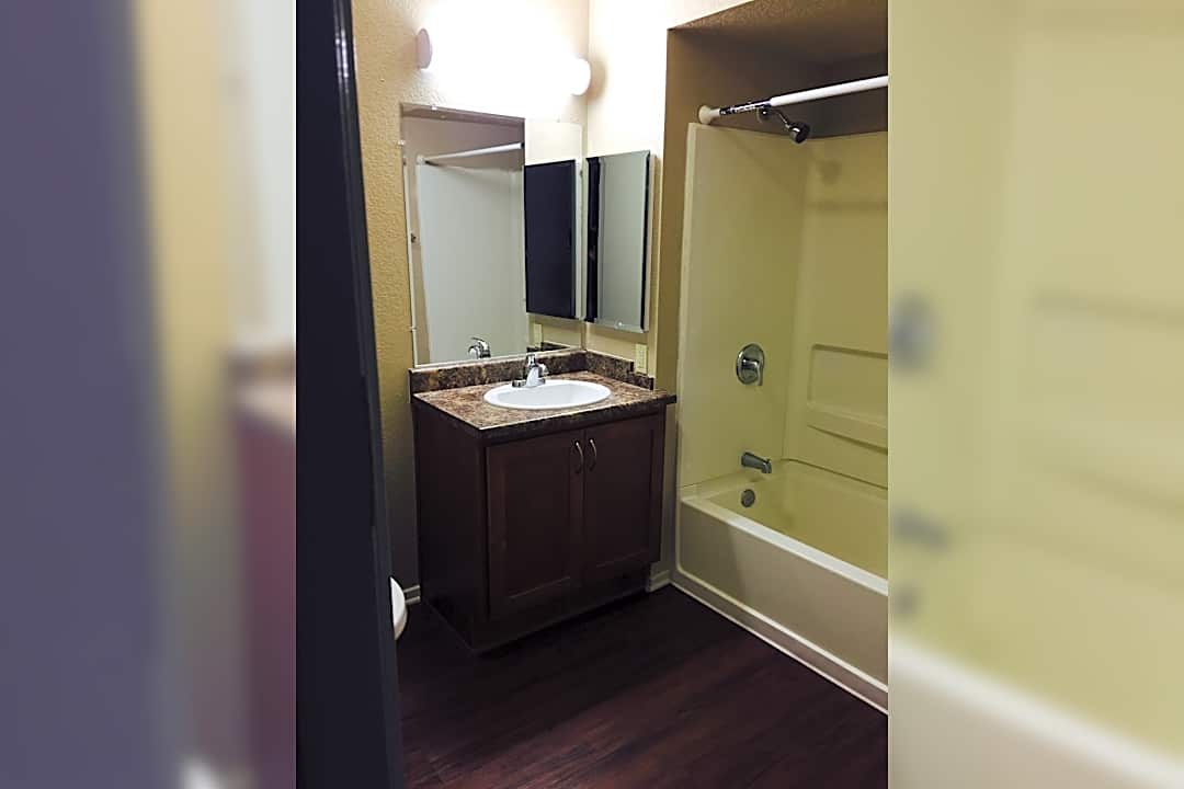 Allanza 46575 Clinton St Indio Ca Apartments For Rent Rent Com