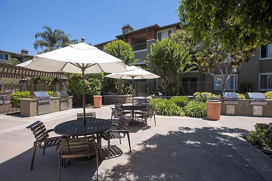 Alicante 27662 Aliso Creek Rd Aliso Viejo Ca Apartments For Rent Rent Com