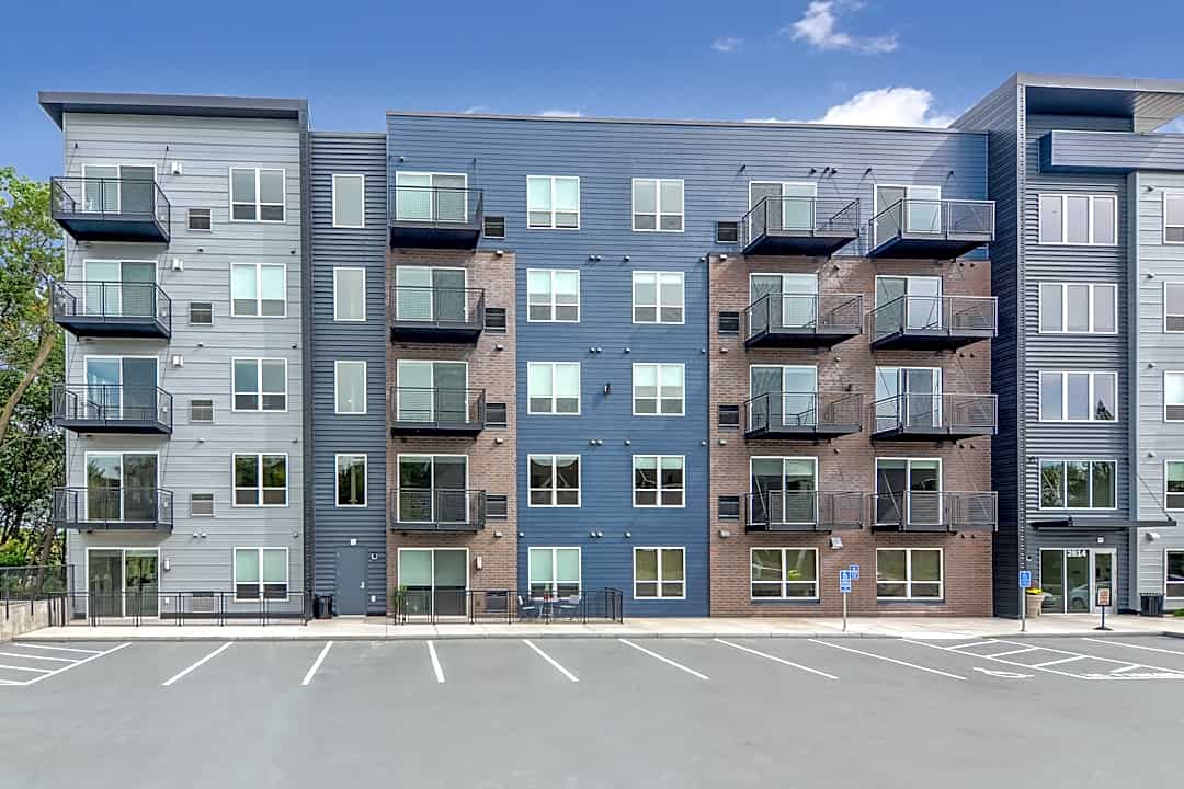 Altitude Residences 2814 Jordan Ave S Minnetonka Mn Apartments For Rent Rent Com