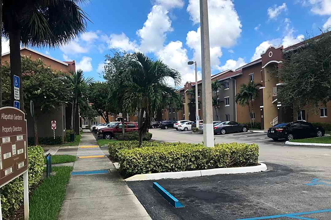 allapattah gardens 3400 nw 11th pl miami fl apartments for rent rent com