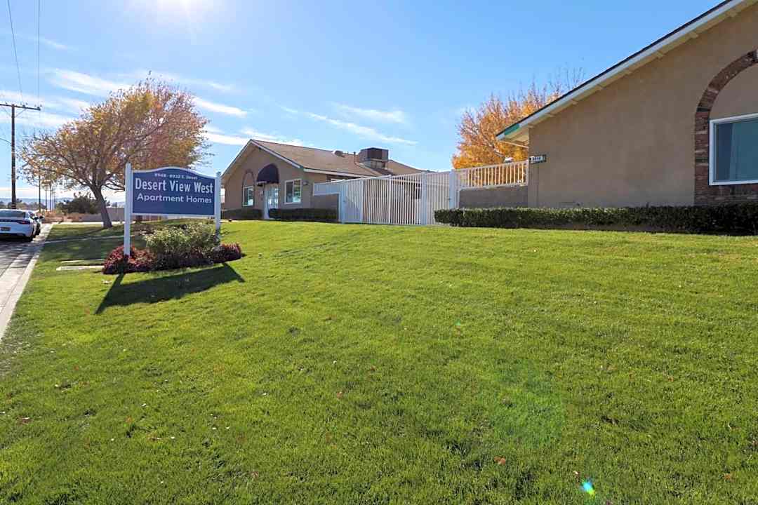 Desert View Apartments - 8948 E Ave Hesperia Ca Apartments For Rent Rentcom
