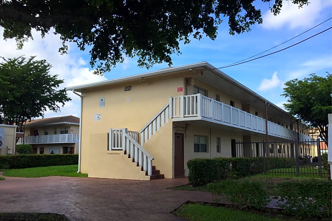 La Lee Terrace Apartments - 515 NW 14th Ave | Fort Lauderdale, FL  Apartments for Rent | Rent.