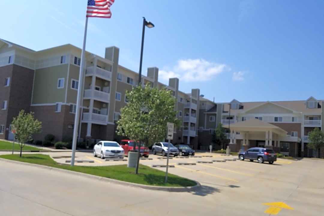 Alice Place Apartments 255 Se Brick Dr Waukee Ia Apartments For Rent Rent Com