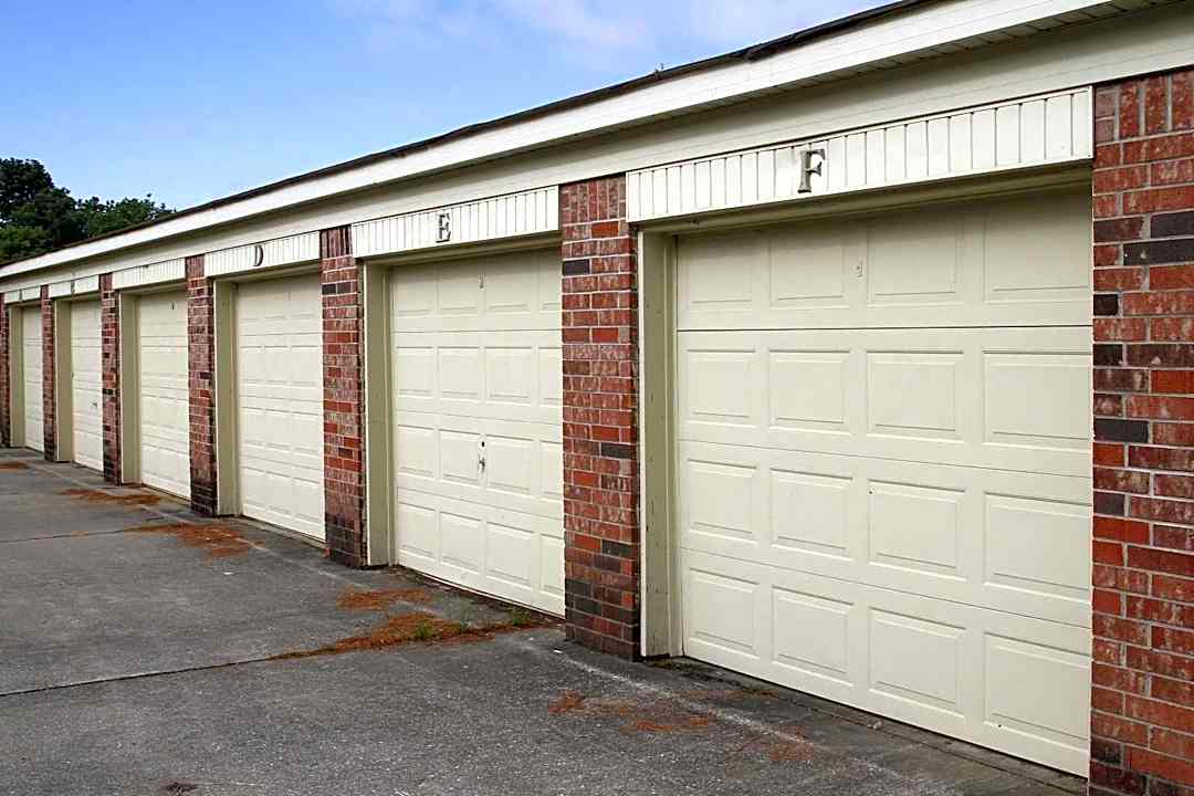 sebring court 1902 parsons dr indianapolis in apartments for rent rent com
