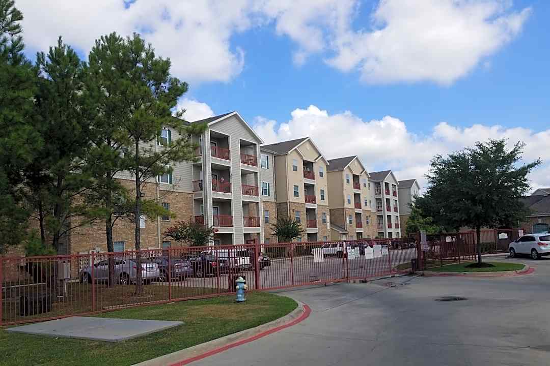Knightsbridge 3455 Fm 1960 Rd W Humble Tx Apartments For Rent Rent Com