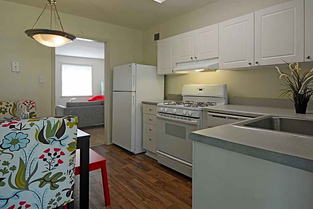 cascade oaks 3820 old cascade rd sw atlanta ga apartments for rent rent com