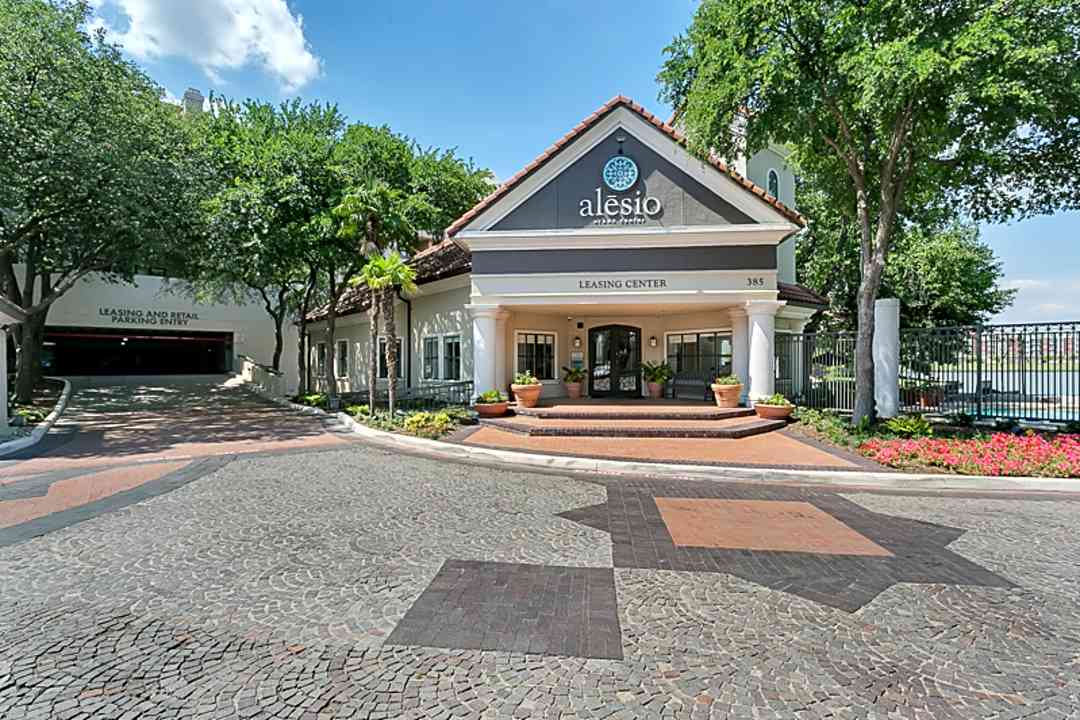 Alesio Urban Center 385 Las Colinas Blvd E Irving Tx Apartments For Rent Rent Com