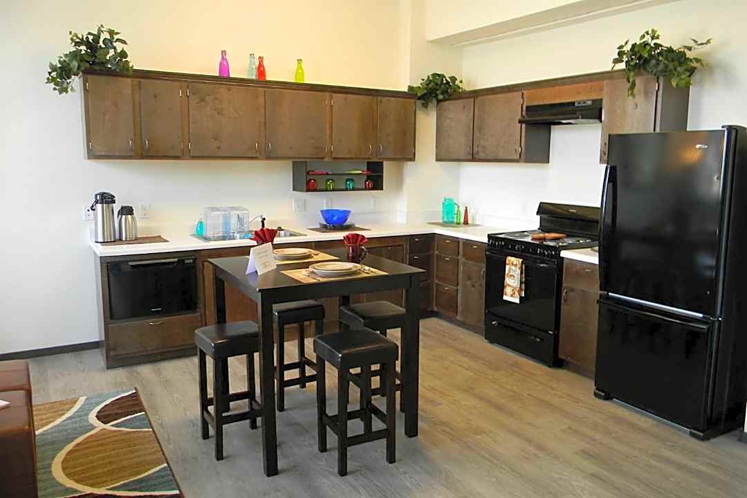 Frisco Lofts 309 N Jefferson Ave Springfield Mo Apartments For Rent Rent Com [ 720 x 1080 Pixel ]