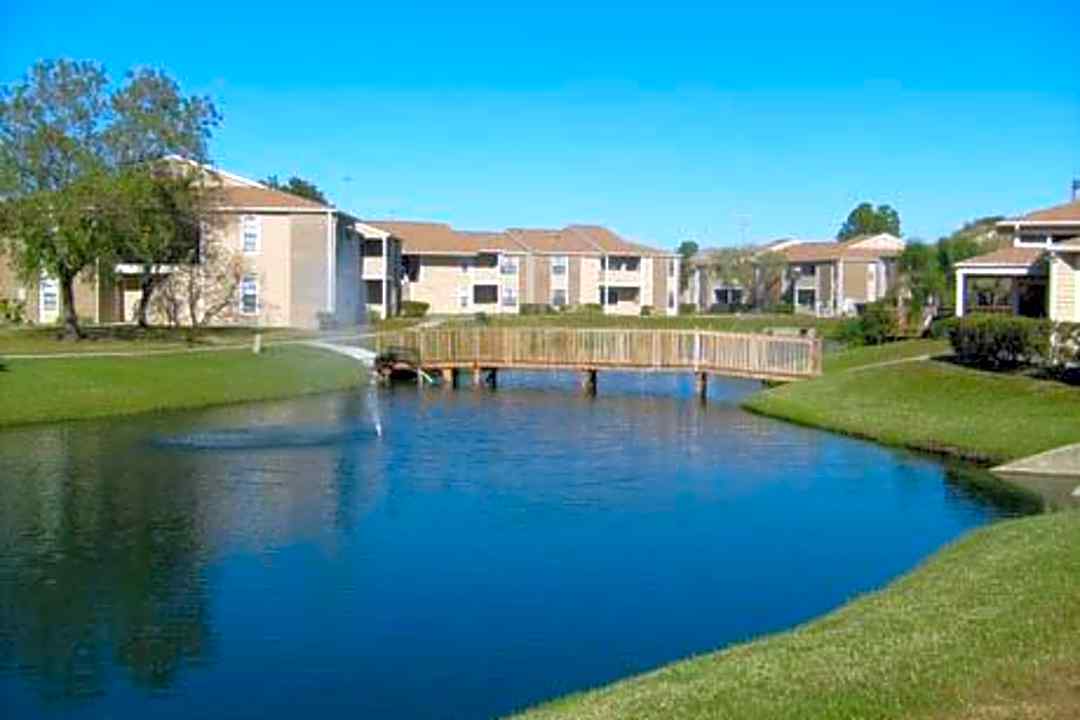 Laguna Park 4014 West Waters Avenue Tampa Fl Apartments For Rent Rent Com