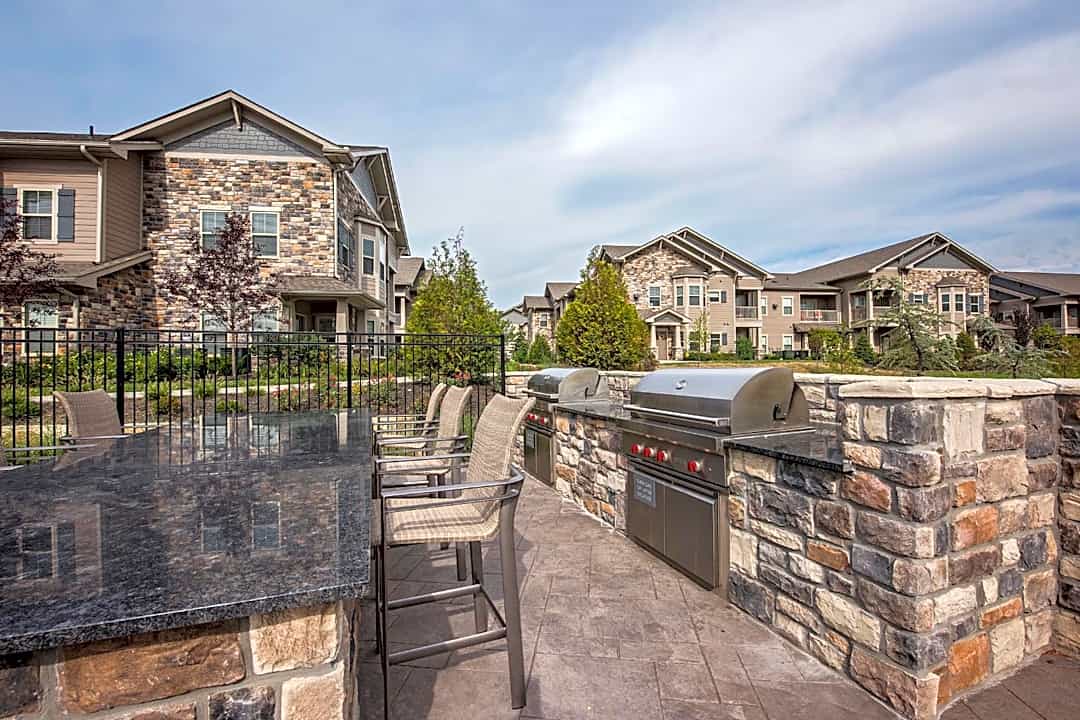 Stonepost Crossing 12800 W 134th St Overland Park Ks Apartments For Rent Rent Com