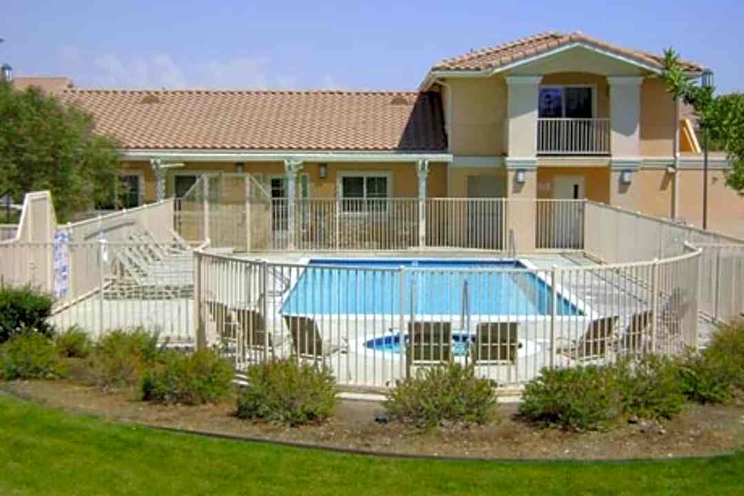 Summit Ridge 555 N Hathaway St Banning Ca Apartments For Rent Rent Com