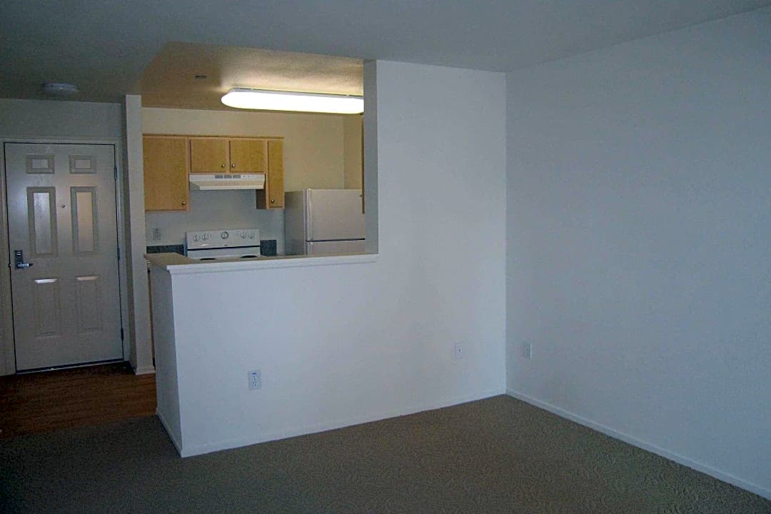 The Commons At Oak Grove - 59 Carol Ln | Oakley, CA Apartments for Rent |  Rent.