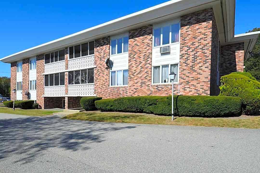 warren apartments 624 metacom ave warren ri apartments for rent rent com