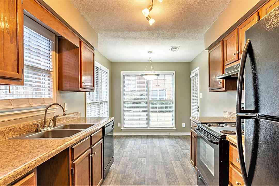 The Gatsby At Midtown Apartment Living 1 Gatsby Dr Montgomery Al Apartments For Rent Rent Com