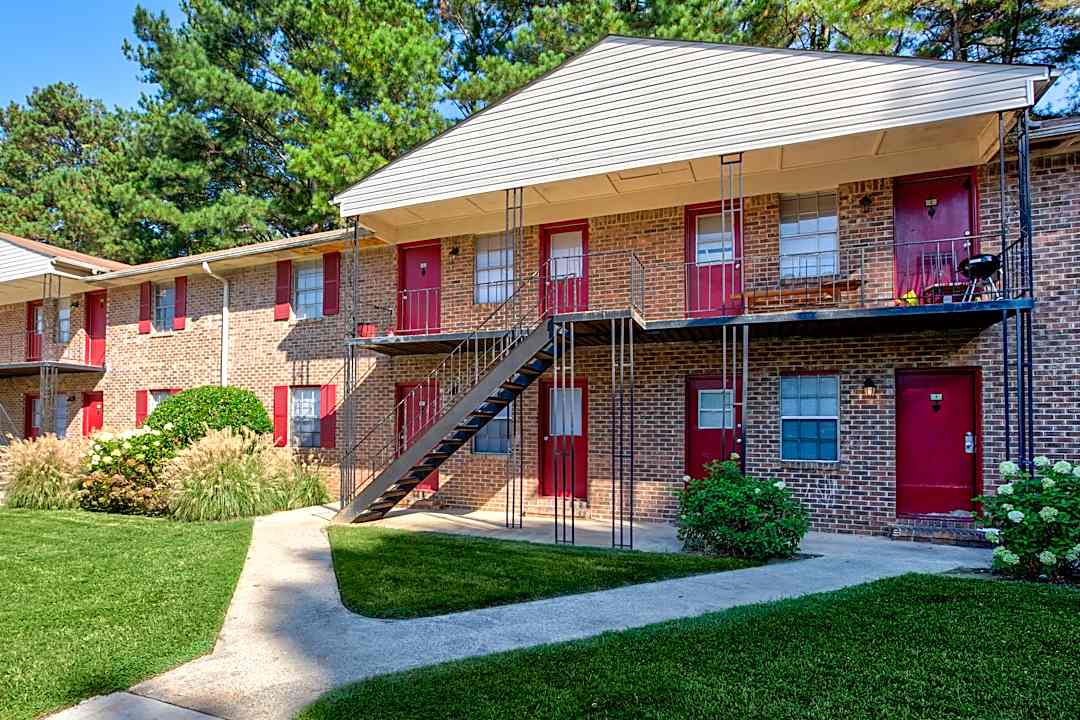 Willow Park Apartments 1466 Rockcut Rd Forest Park Ga Apartments For Rent Rent Com