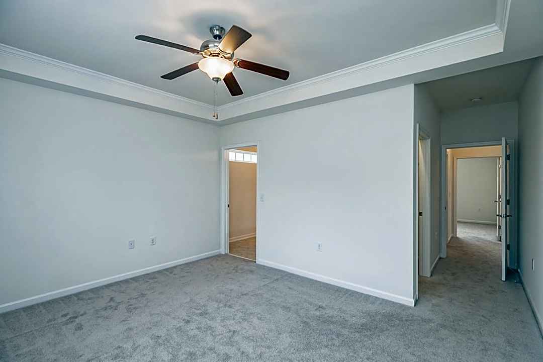 Robinhood Court Apartments And Villas 1840 Knights Haven Ct Winston Salem Nc Apartments For Rent Rent Com