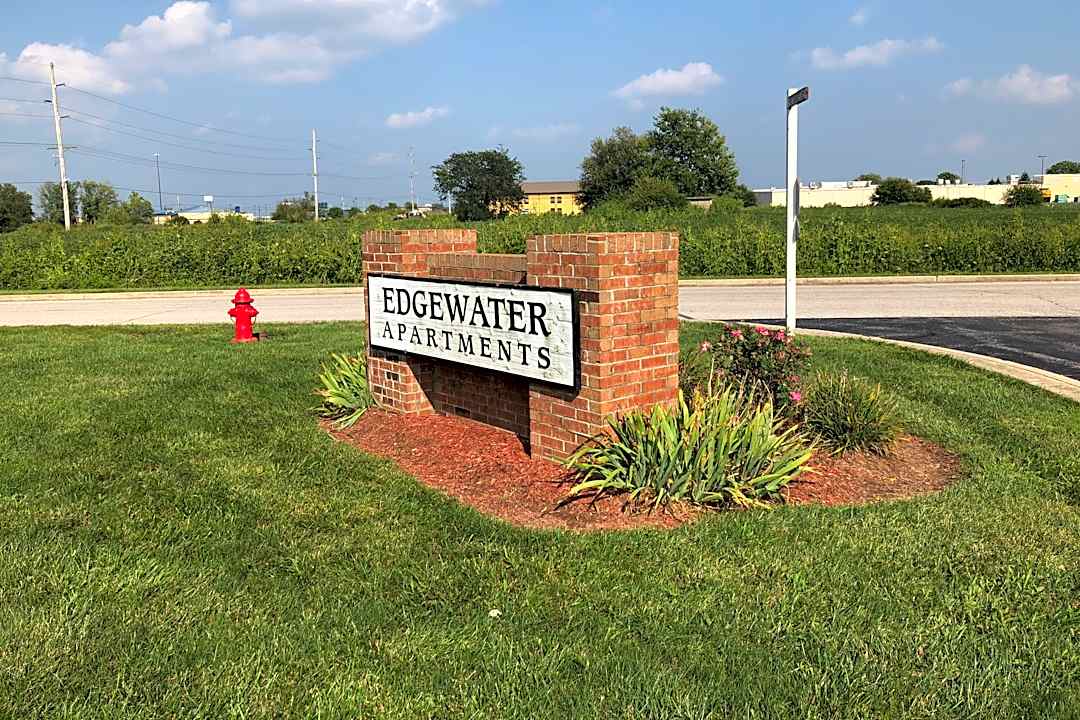 Edgewater Village - 108 W Edgewater Dr Greensburg In Apartments For Rent Rentcom