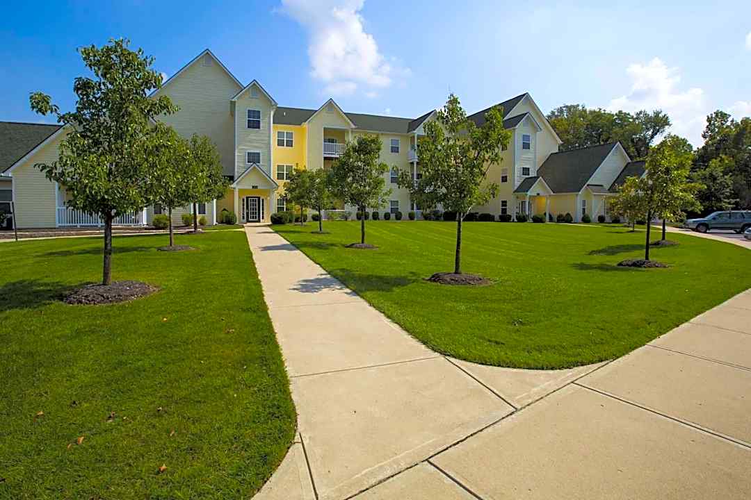 Aspen Lakes 7202 Winslet Blvd Indianapolis In Apartments For Rent Rent Com