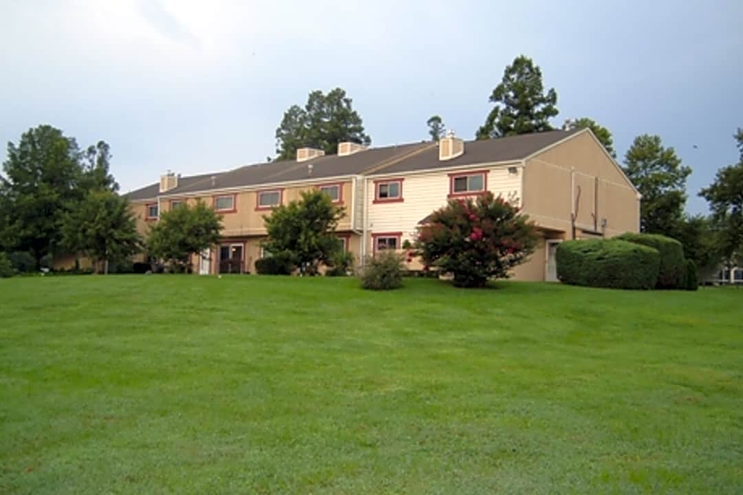 Heritage Village Townhome Apartments, Heritage Lawn And Landscape York Pa
