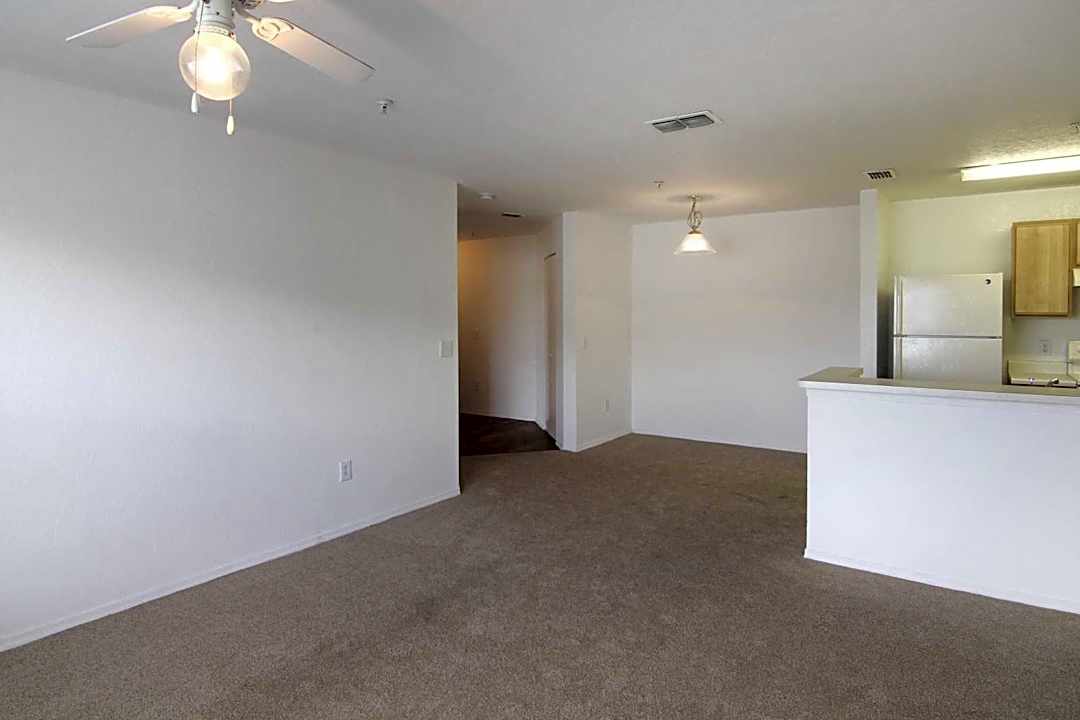 whispering oaks 900 s water st starke fl apartments for rent rent com