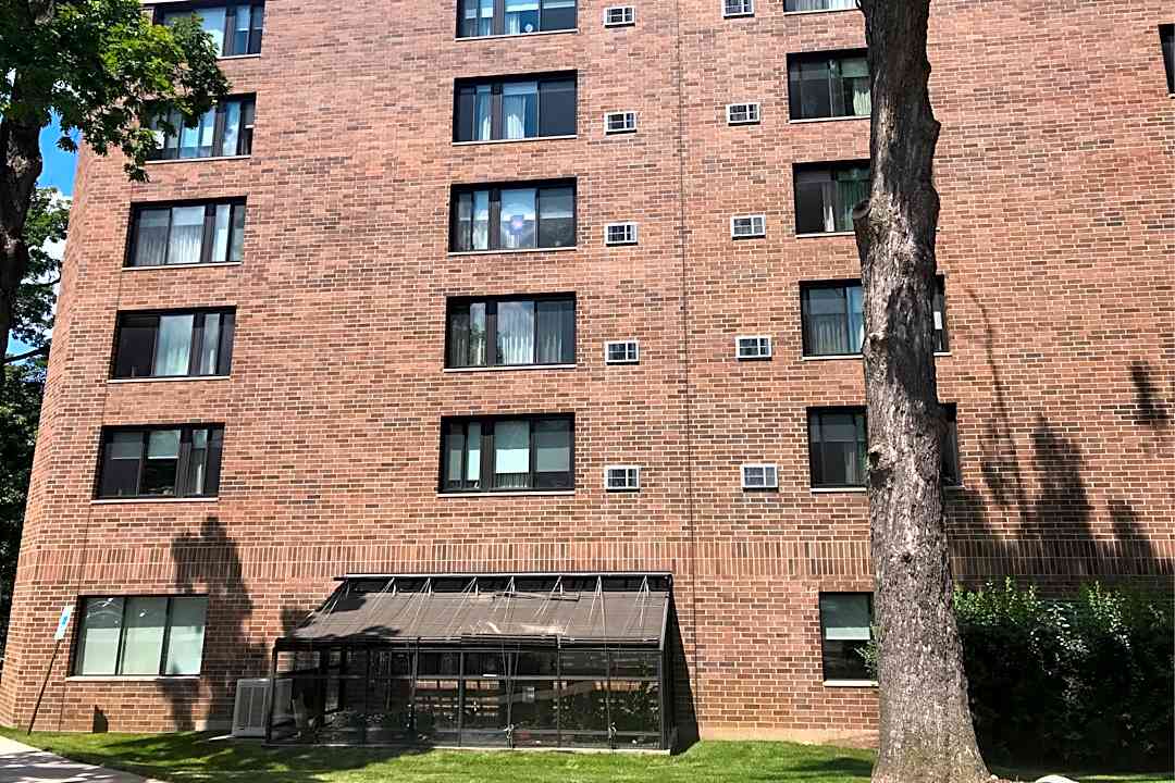 Peace Memorial Manor 3737 Highland Ave Downers Grove Il Apartments For Rent Rent Com